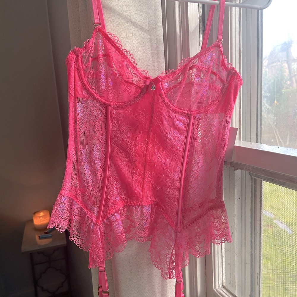 Savage x Fenty pink lingerie corset NWT